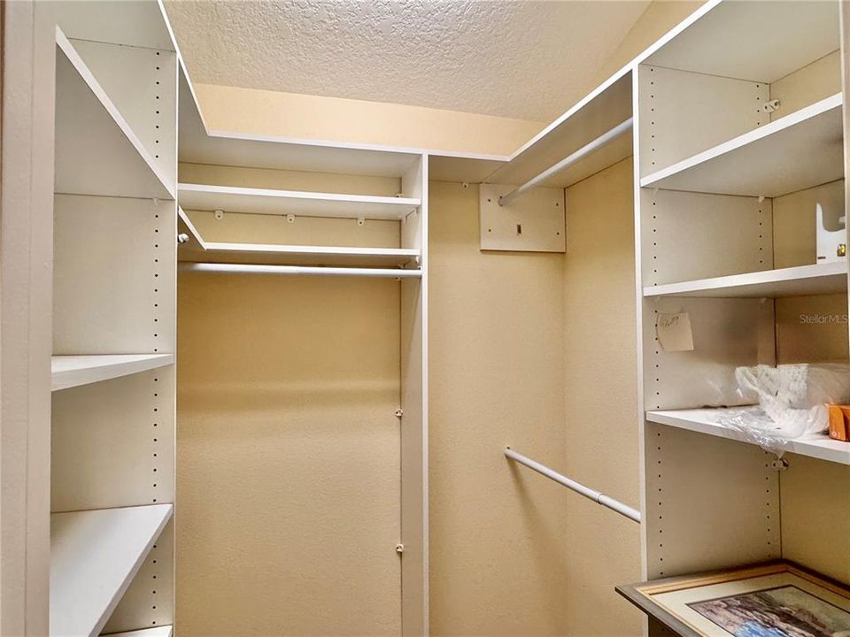 En Venta: $479,900 (3 camas, 2 baños, 1997 Pies cuadrados)