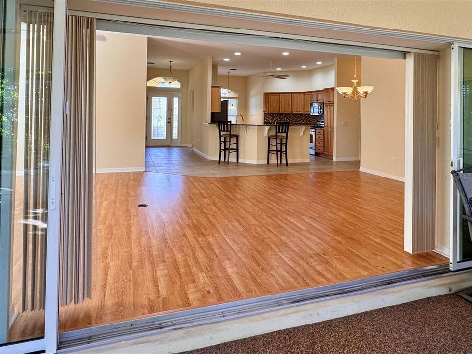 En Venta: $479,900 (3 camas, 2 baños, 1997 Pies cuadrados)