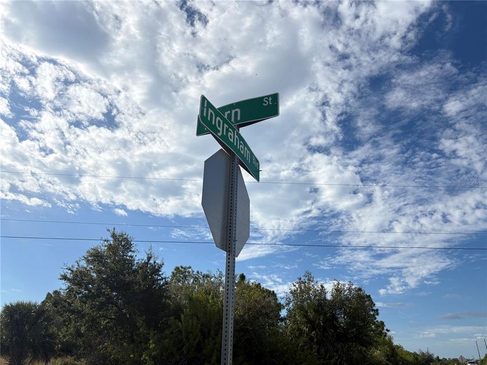 待售: $45,000 (0.26 acres)