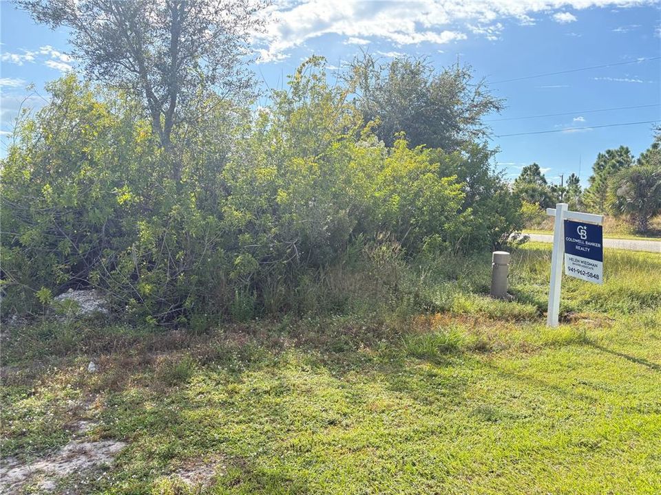 待售: $45,000 (0.26 acres)