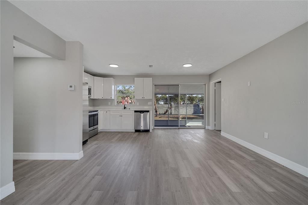 待售: $319,900 (3 贝兹, 2 浴室, 1292 平方英尺)