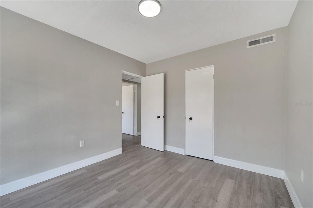 待售: $319,900 (3 贝兹, 2 浴室, 1292 平方英尺)