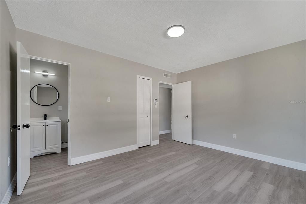 待售: $319,900 (3 贝兹, 2 浴室, 1292 平方英尺)