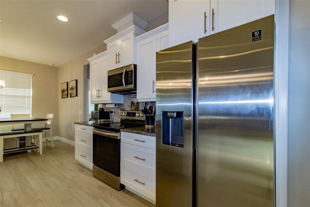 En Venta: $529,900 (3 camas, 2 baños, 2037 Pies cuadrados)