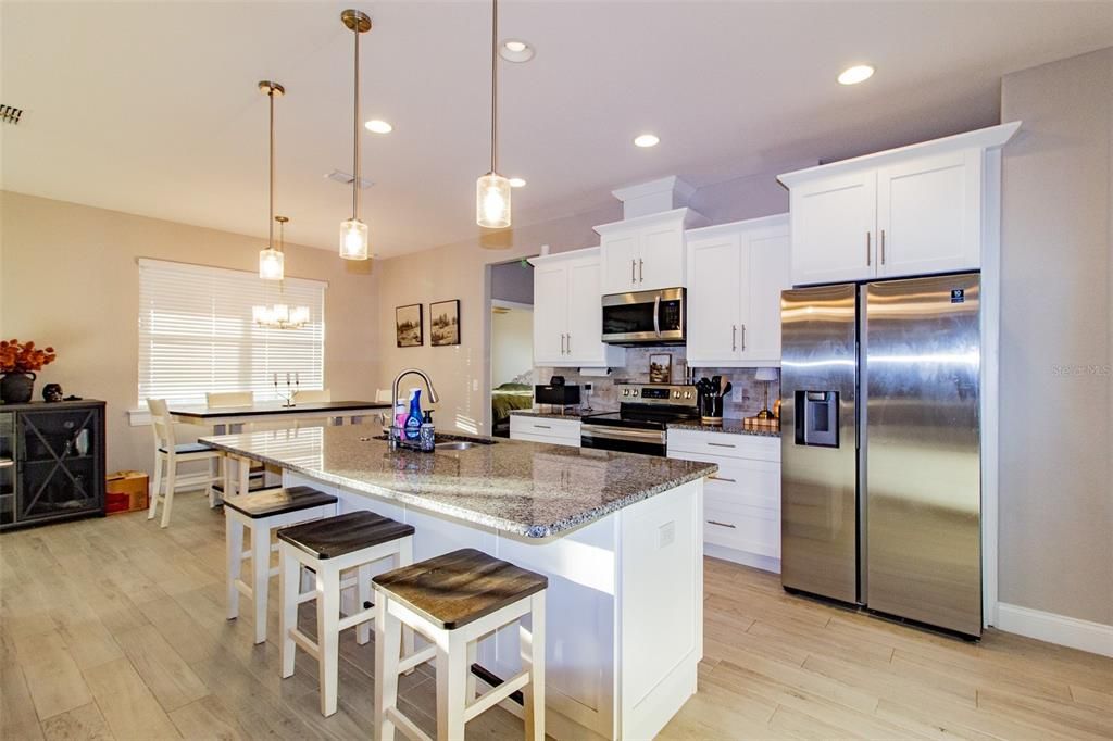 En Venta: $529,900 (3 camas, 2 baños, 2037 Pies cuadrados)