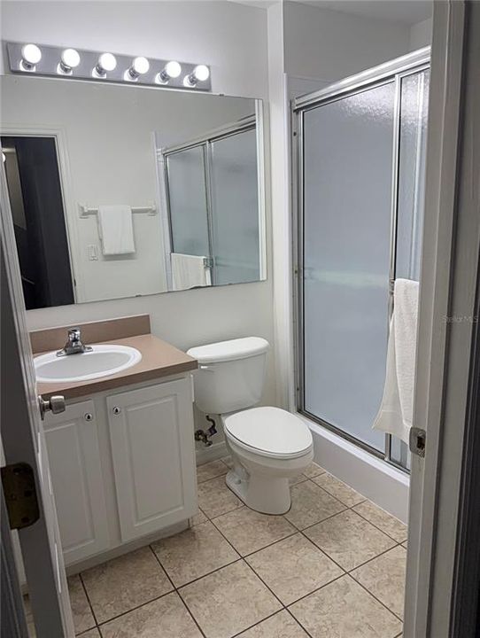 For Sale: $270,000 (3 beds, 2 baths, 1291 Square Feet)