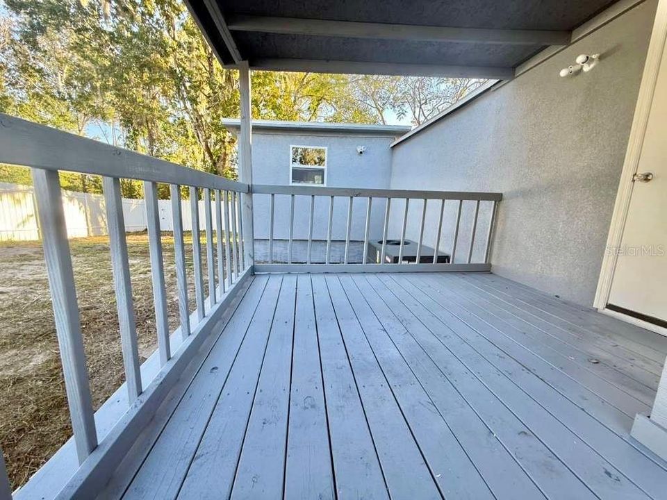 На продажу: $350,000 (3 спален, 2 ванн, 1116 Квадратных фут)