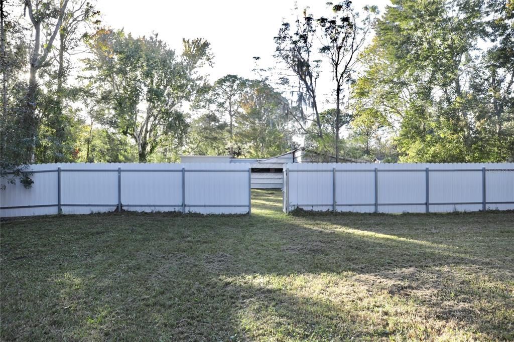 На продажу: $350,000 (3 спален, 2 ванн, 1116 Квадратных фут)