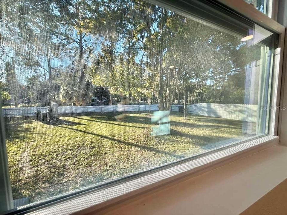 На продажу: $350,000 (3 спален, 2 ванн, 1116 Квадратных фут)