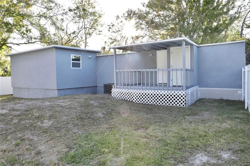 На продажу: $350,000 (3 спален, 2 ванн, 1116 Квадратных фут)