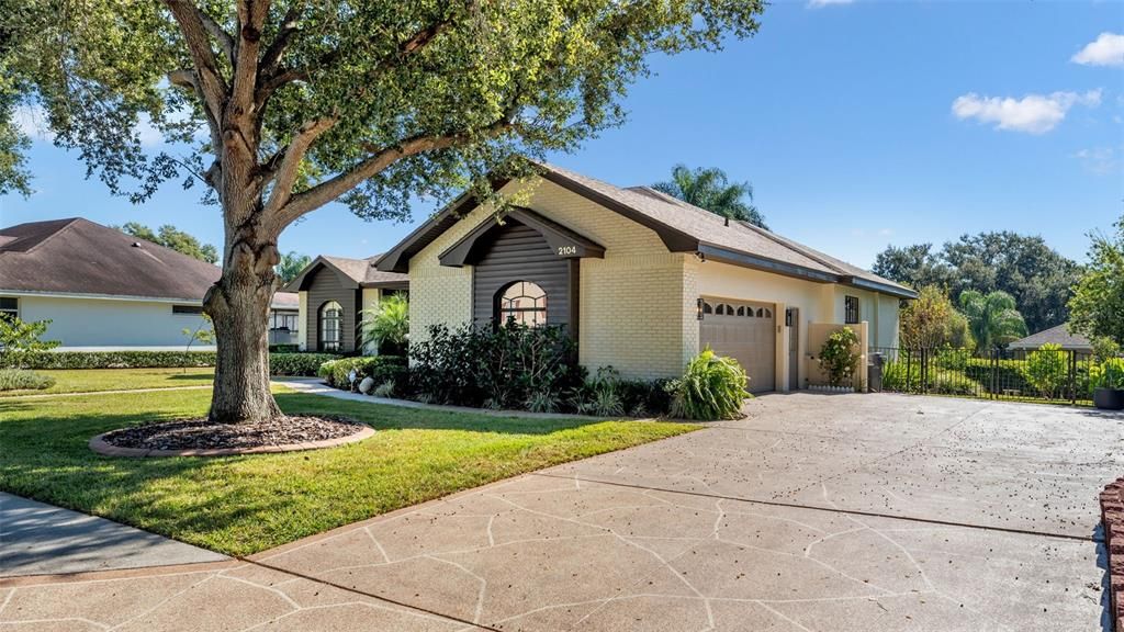 En Venta: $535,000 (3 camas, 2 baños, 2671 Pies cuadrados)