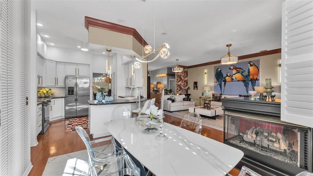 En Venta: $535,000 (3 camas, 2 baños, 2671 Pies cuadrados)