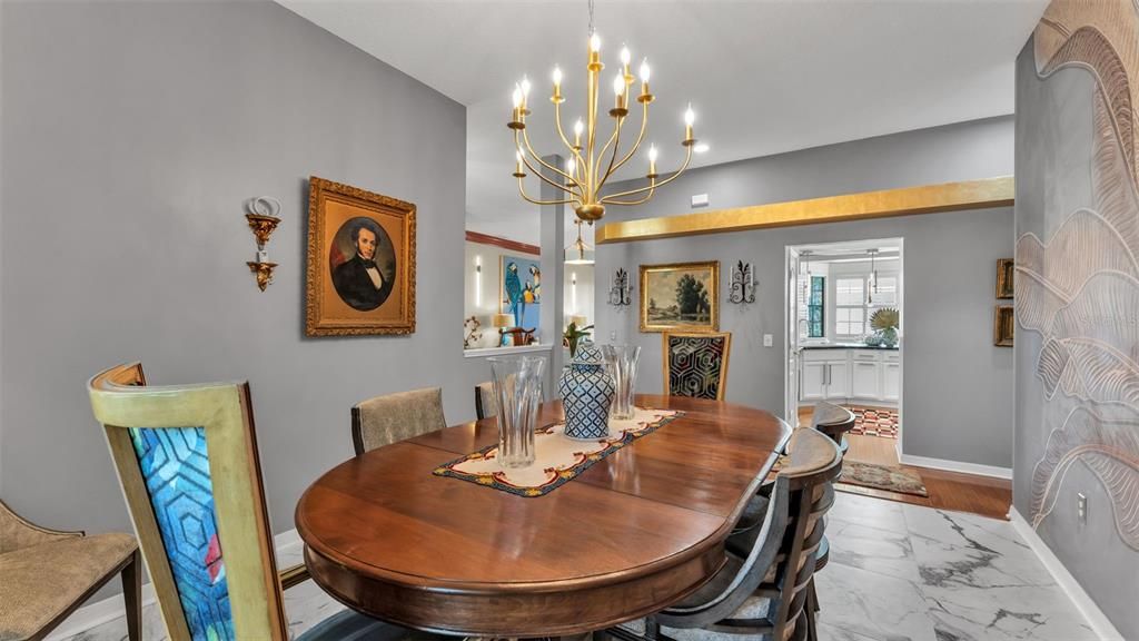 En Venta: $535,000 (3 camas, 2 baños, 2671 Pies cuadrados)