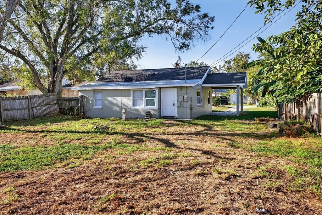 For Rent: $1,350 (2 beds, 1 baths, 1184 Square Feet)