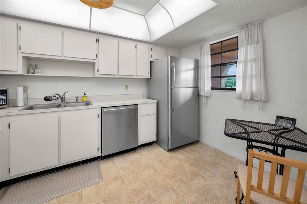 En Venta: $185,000 (2 camas, 2 baños, 1068 Pies cuadrados)