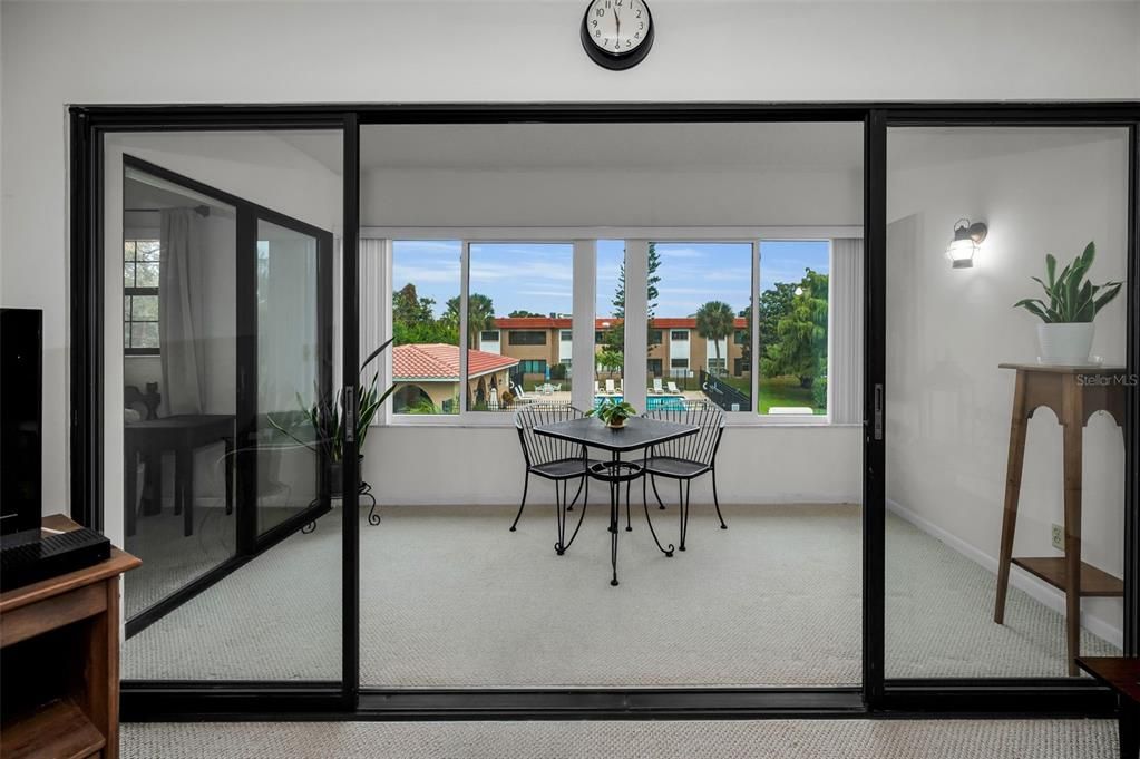 En Venta: $185,000 (2 camas, 2 baños, 1068 Pies cuadrados)