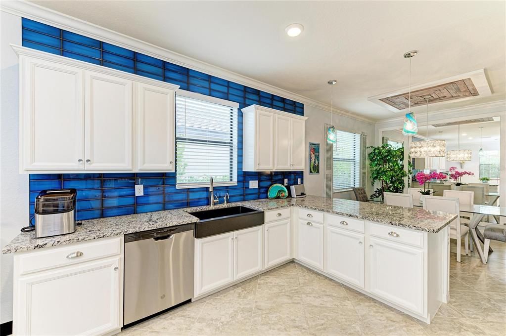 For Sale: $649,999 (3 beds, 2 baths, 1681 Square Feet)