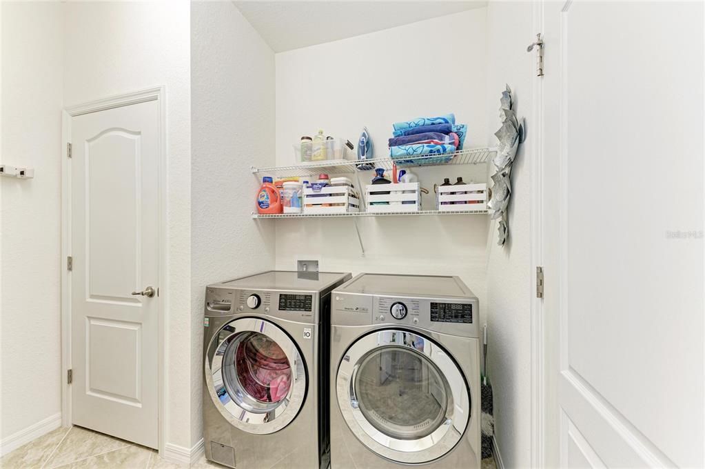 For Sale: $649,999 (3 beds, 2 baths, 1681 Square Feet)