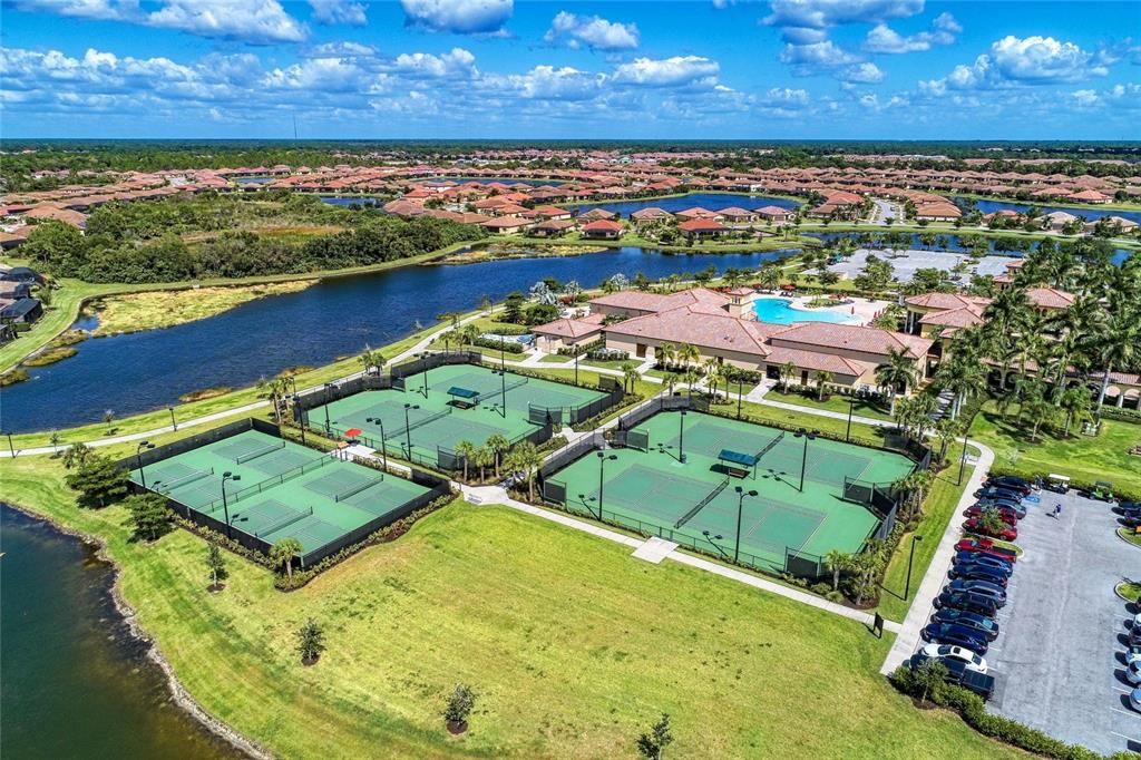 For Sale: $649,999 (3 beds, 2 baths, 1681 Square Feet)