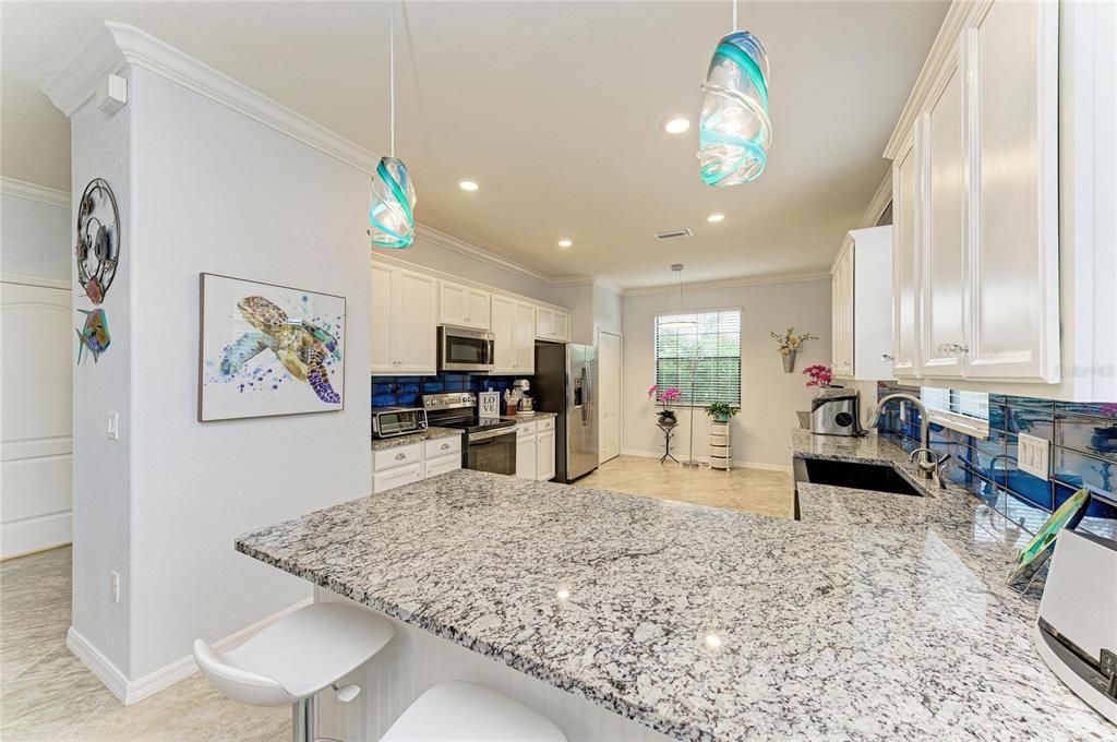 For Sale: $649,999 (3 beds, 2 baths, 1681 Square Feet)