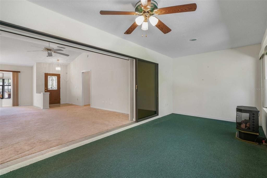 待售: $349,000 (3 贝兹, 2 浴室, 2009 平方英尺)