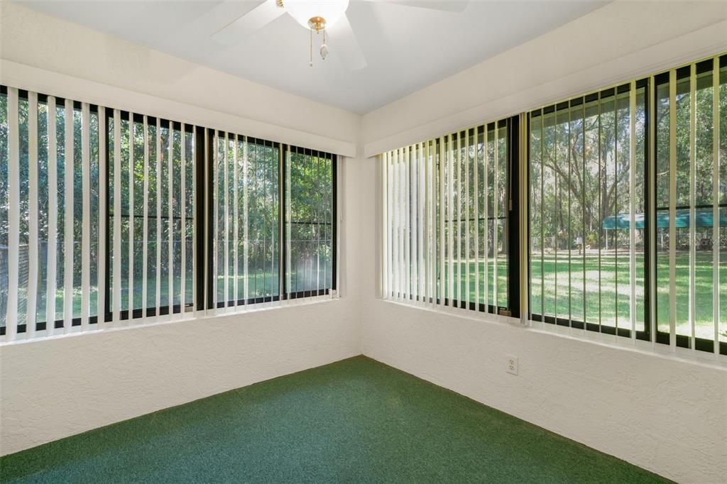 待售: $349,000 (3 贝兹, 2 浴室, 2009 平方英尺)