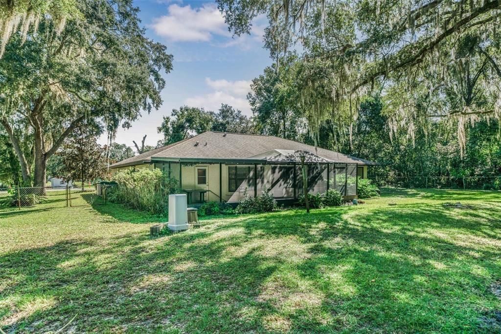 待售: $349,000 (3 贝兹, 2 浴室, 2009 平方英尺)