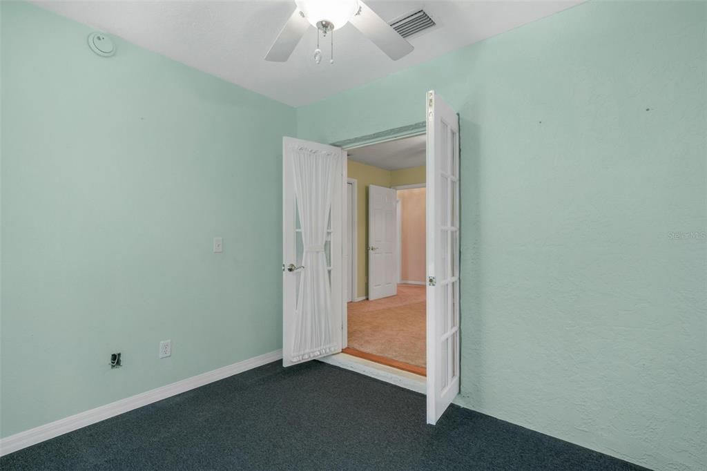 待售: $349,000 (3 贝兹, 2 浴室, 2009 平方英尺)