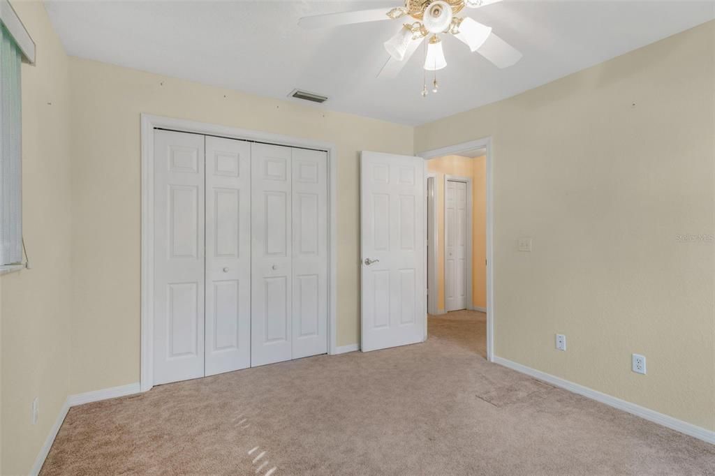 待售: $349,000 (3 贝兹, 2 浴室, 2009 平方英尺)