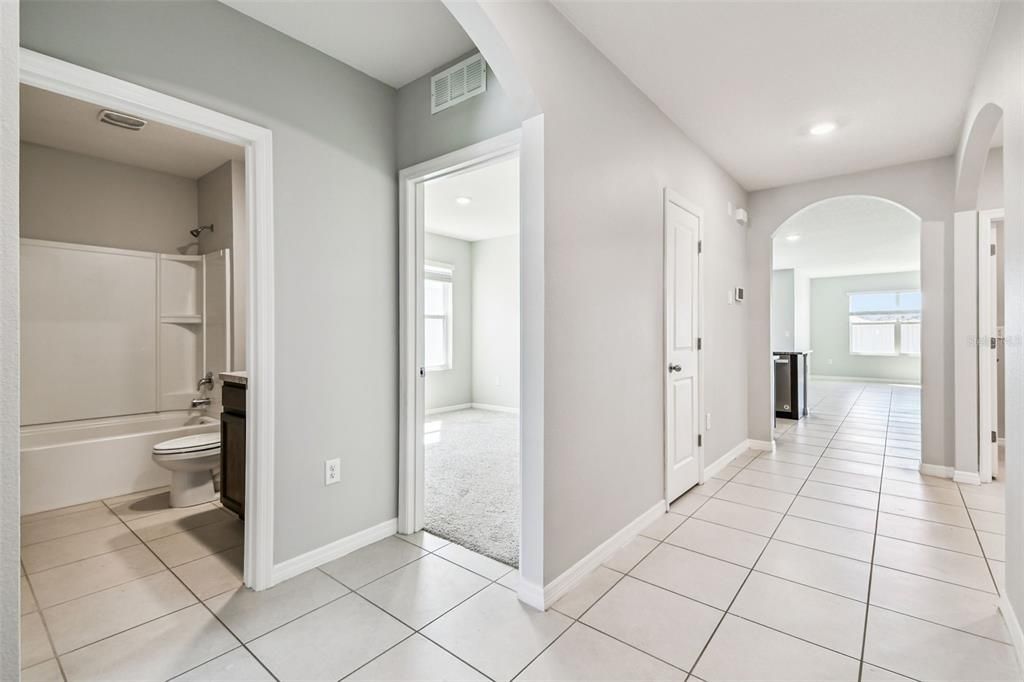 For Rent: $2,699 (4 beds, 2 baths, 1846 Square Feet)