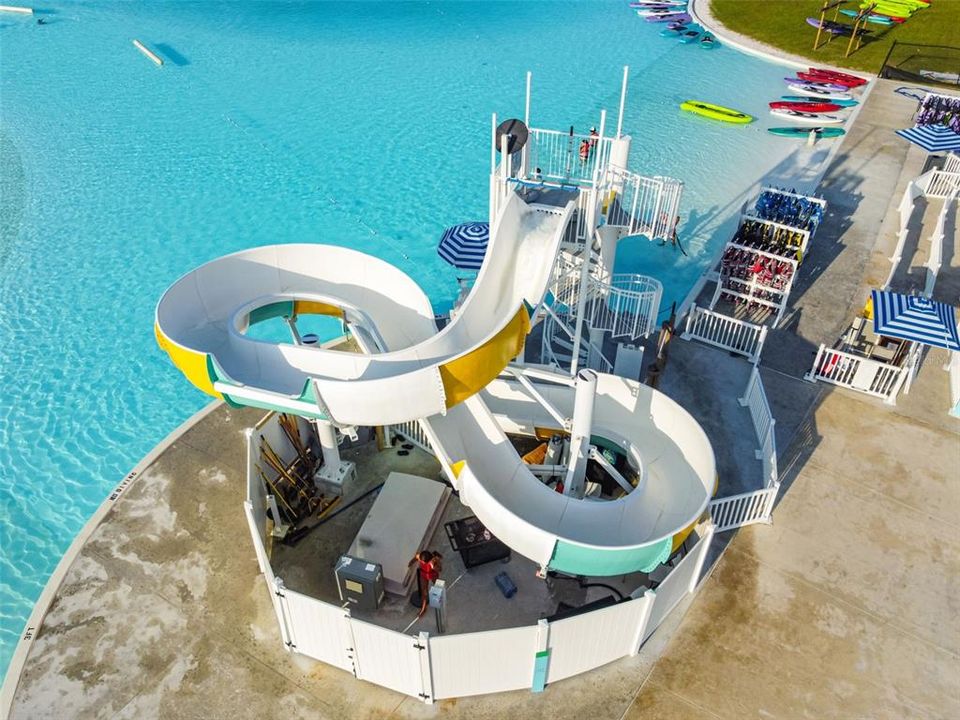 For Rent: $2,699 (4 beds, 2 baths, 1846 Square Feet)