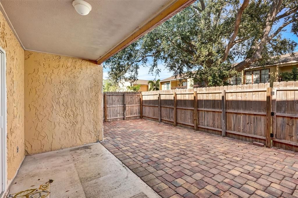 Active With Contract: $189,000 (3 beds, 2 baths, 1200 Square Feet)