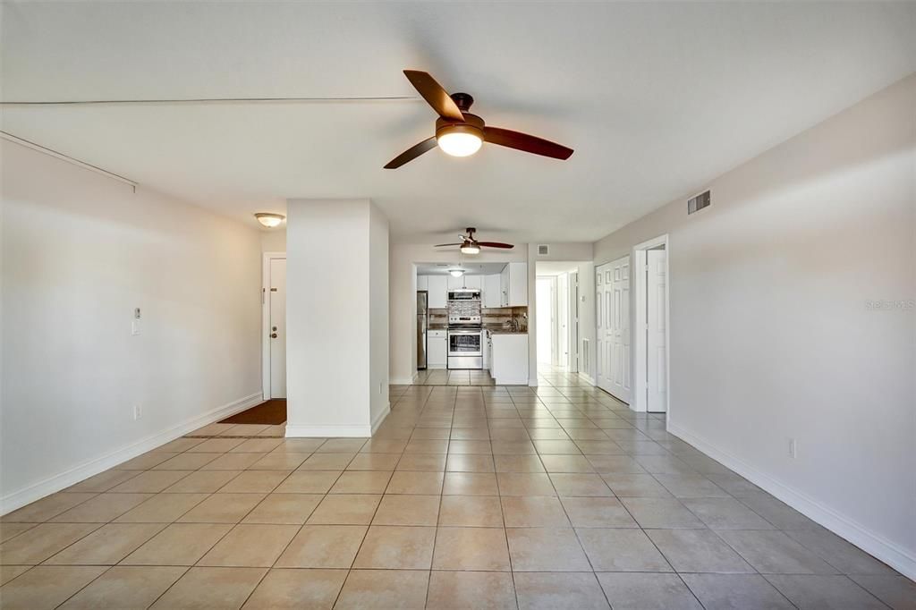 Active With Contract: $189,000 (3 beds, 2 baths, 1200 Square Feet)