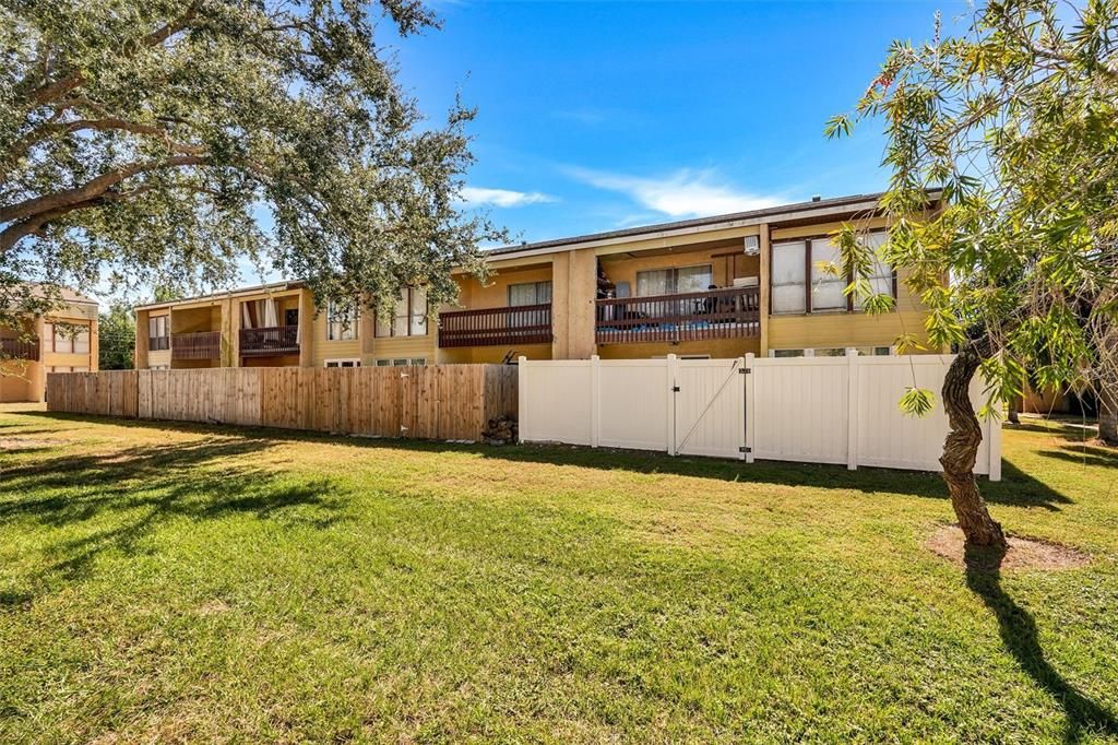 Active With Contract: $189,000 (3 beds, 2 baths, 1200 Square Feet)