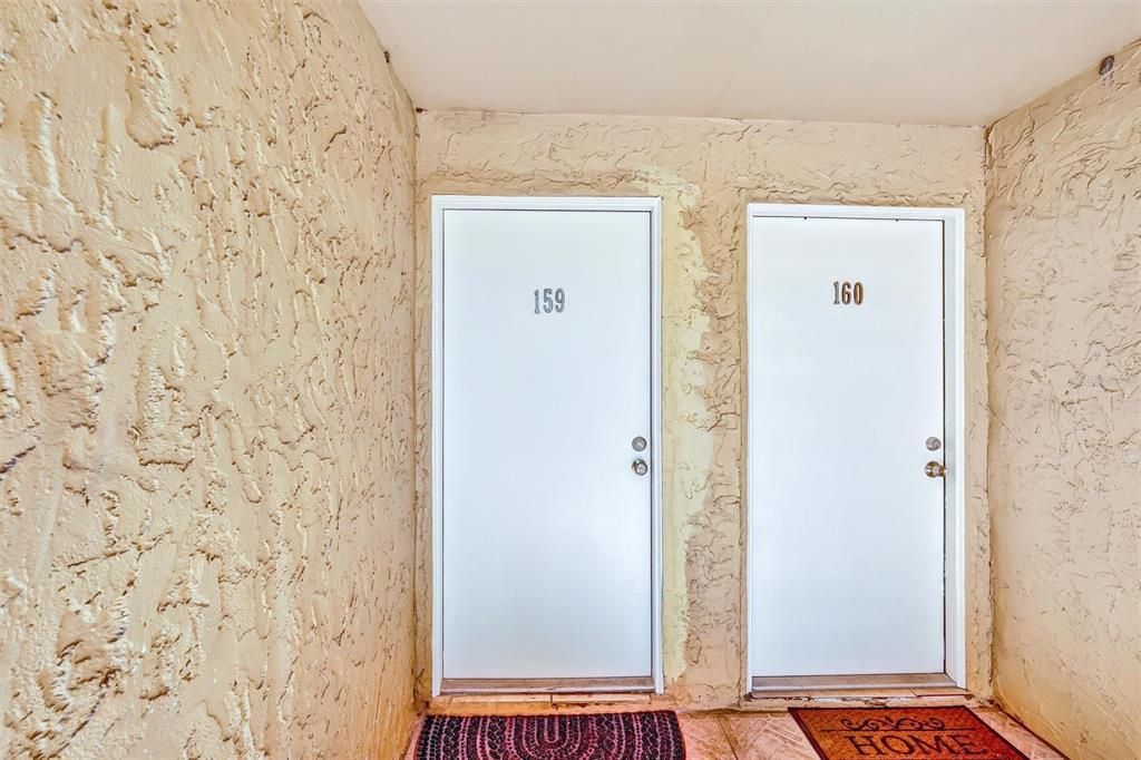 Active With Contract: $189,000 (3 beds, 2 baths, 1200 Square Feet)