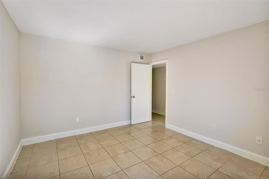 Active With Contract: $189,000 (3 beds, 2 baths, 1200 Square Feet)