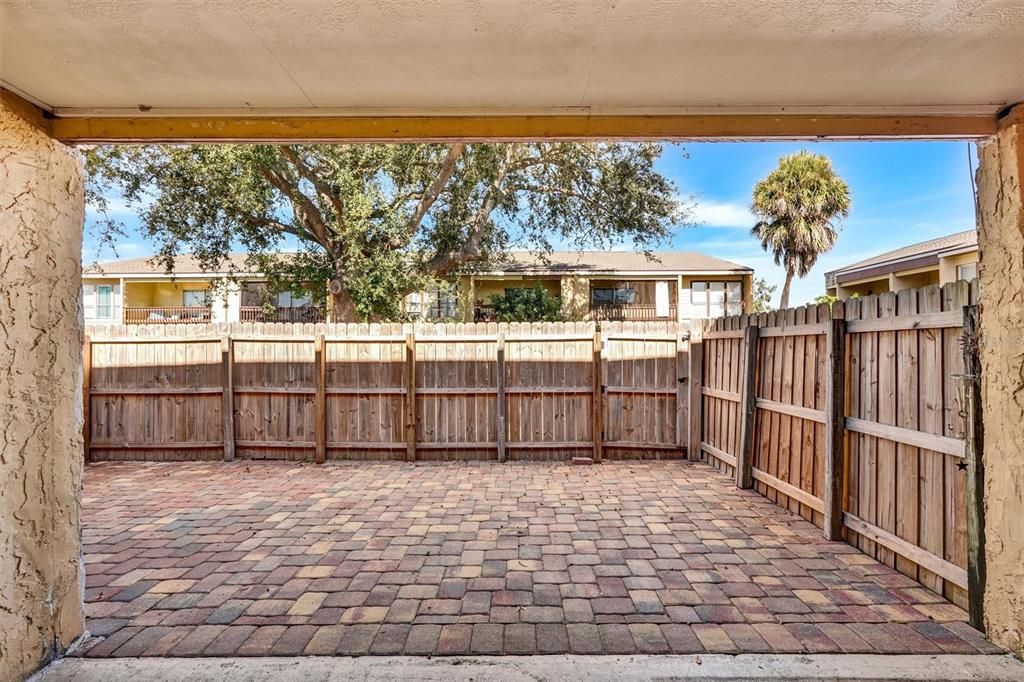 Active With Contract: $189,000 (3 beds, 2 baths, 1200 Square Feet)