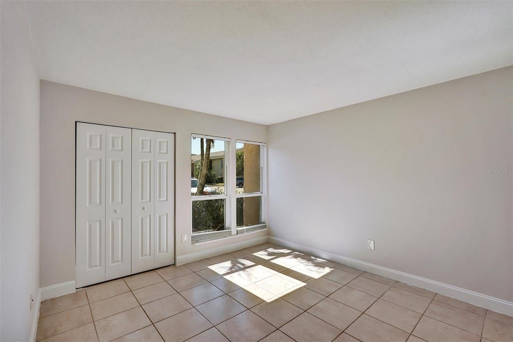 Active With Contract: $189,000 (3 beds, 2 baths, 1200 Square Feet)