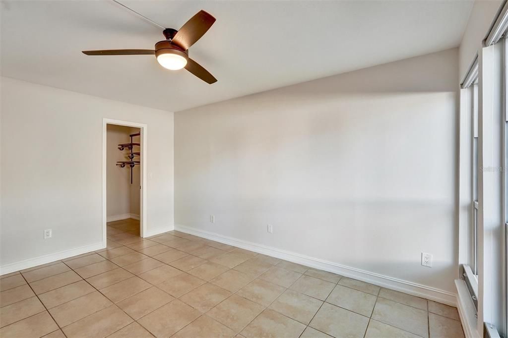 Active With Contract: $189,000 (3 beds, 2 baths, 1200 Square Feet)