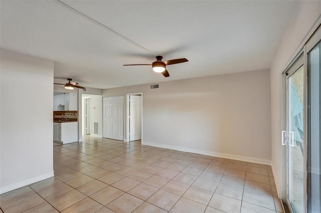 Active With Contract: $189,000 (3 beds, 2 baths, 1200 Square Feet)