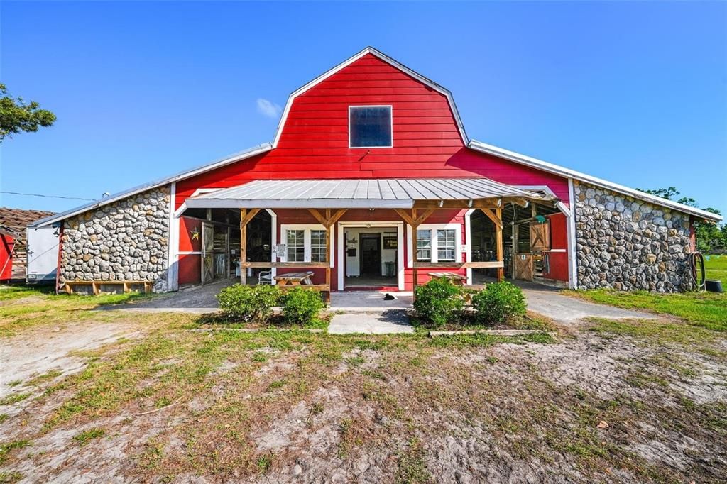 合同活跃: $400,000 (3 贝兹, 2 浴室, 1499 平方英尺)