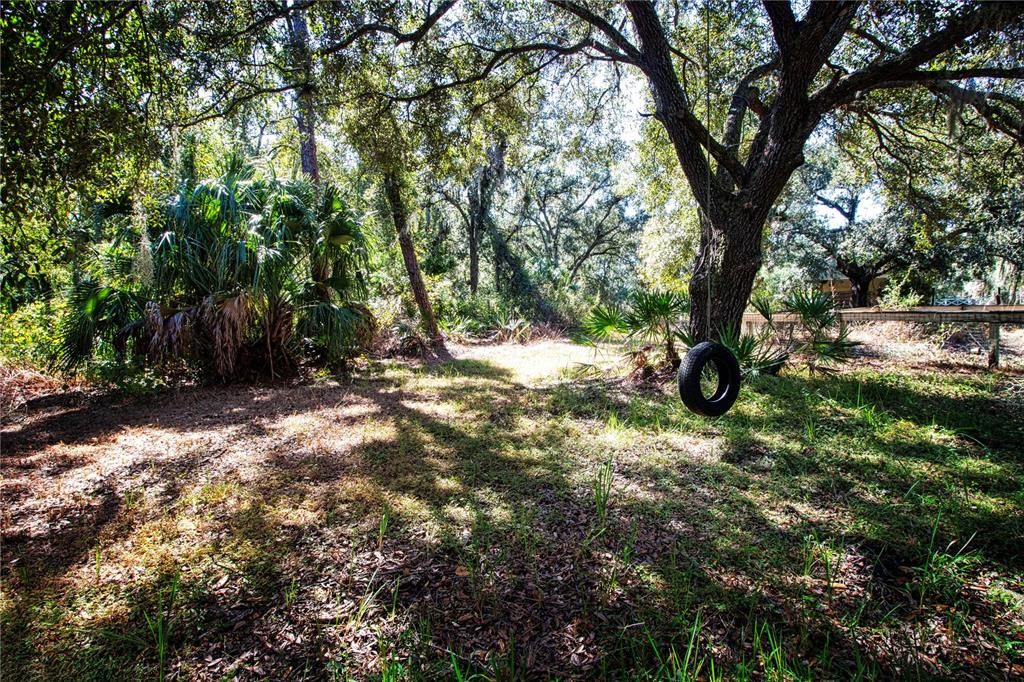 合同活跃: $400,000 (3 贝兹, 2 浴室, 1499 平方英尺)