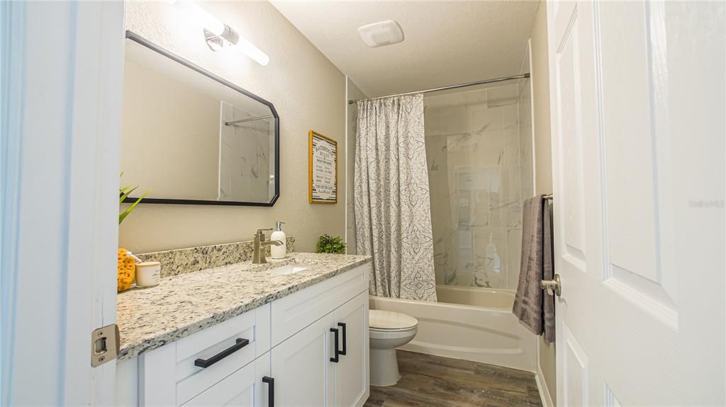 For Rent: $2,150 (3 beds, 2 baths, 1400 Square Feet)