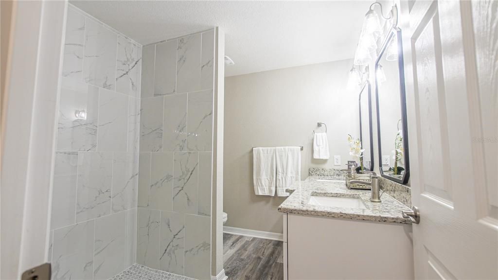 For Rent: $2,150 (3 beds, 2 baths, 1400 Square Feet)