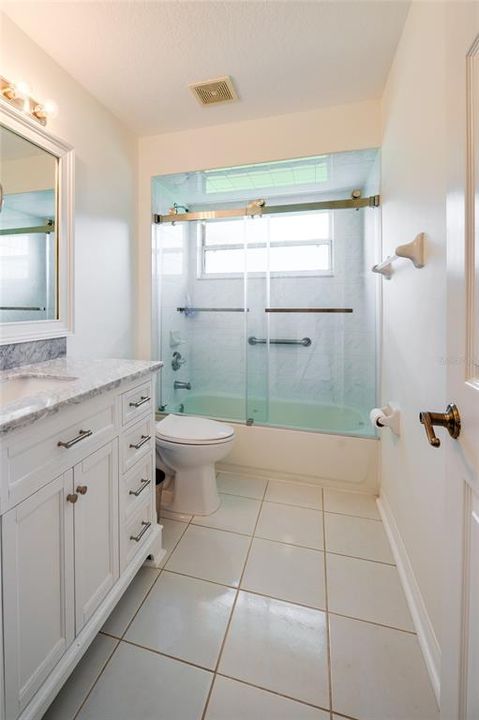 Active With Contract: $324,900 (3 beds, 2 baths, 1276 Square Feet)