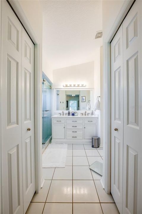 Active With Contract: $324,900 (3 beds, 2 baths, 1276 Square Feet)