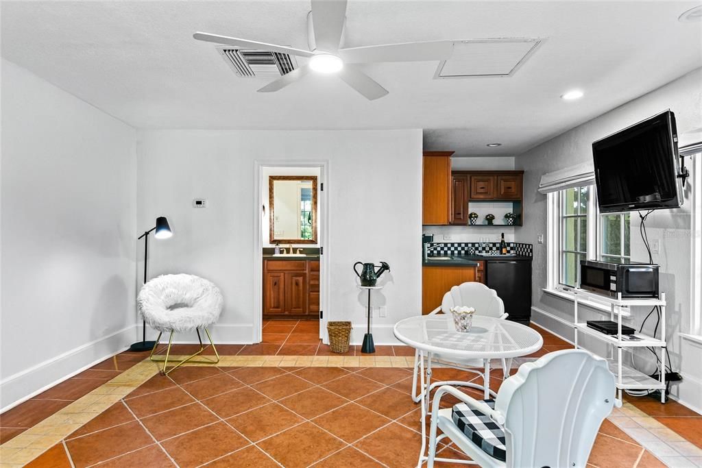 Active With Contract: $2,050,000 (4 beds, 3 baths, 4722 Square Feet)