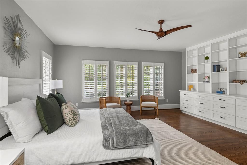 Active With Contract: $2,050,000 (4 beds, 3 baths, 4722 Square Feet)