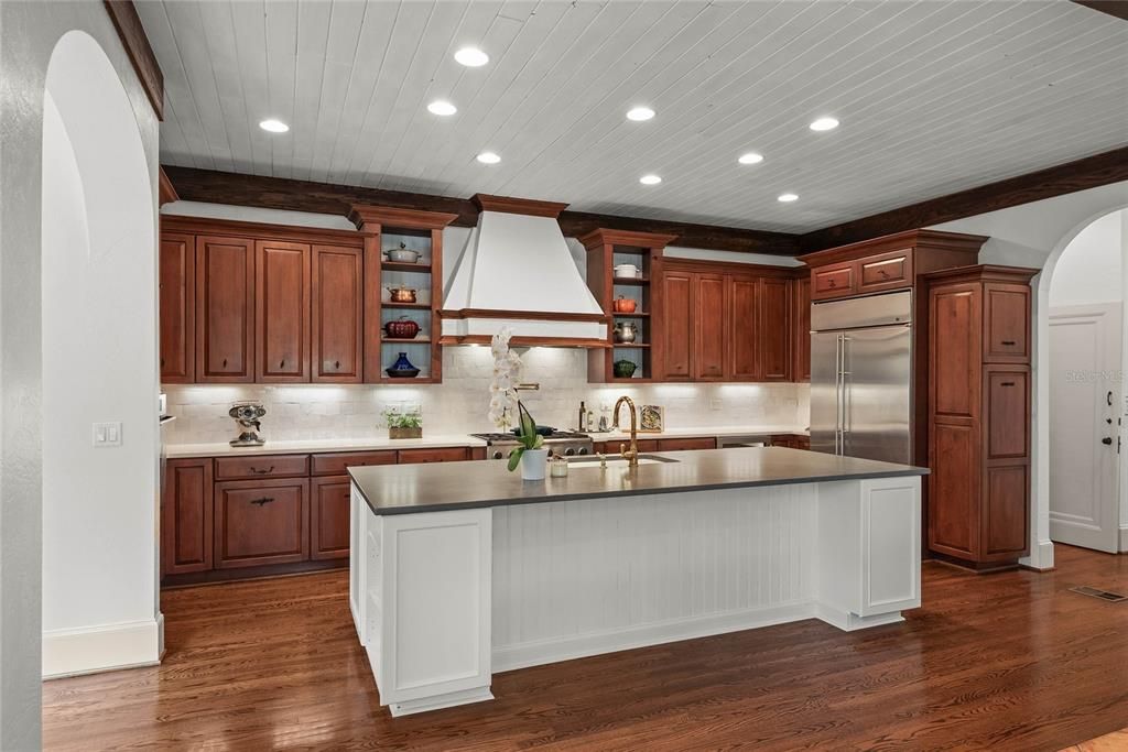 Active With Contract: $2,050,000 (4 beds, 3 baths, 4722 Square Feet)