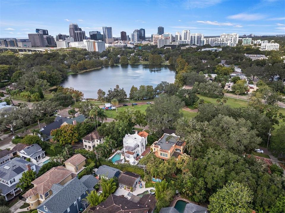 Active With Contract: $2,050,000 (4 beds, 3 baths, 4722 Square Feet)